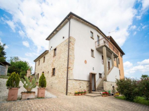 Comfy Farmhouse with Swimming Pool Terrace Garden BBQ